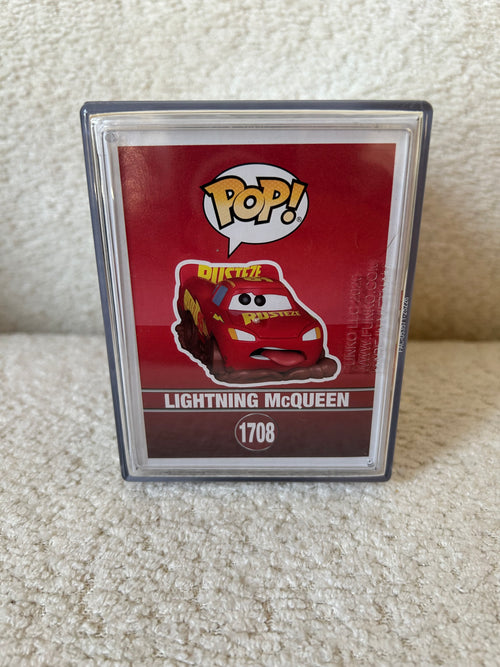 Funko pop flash mcqueen