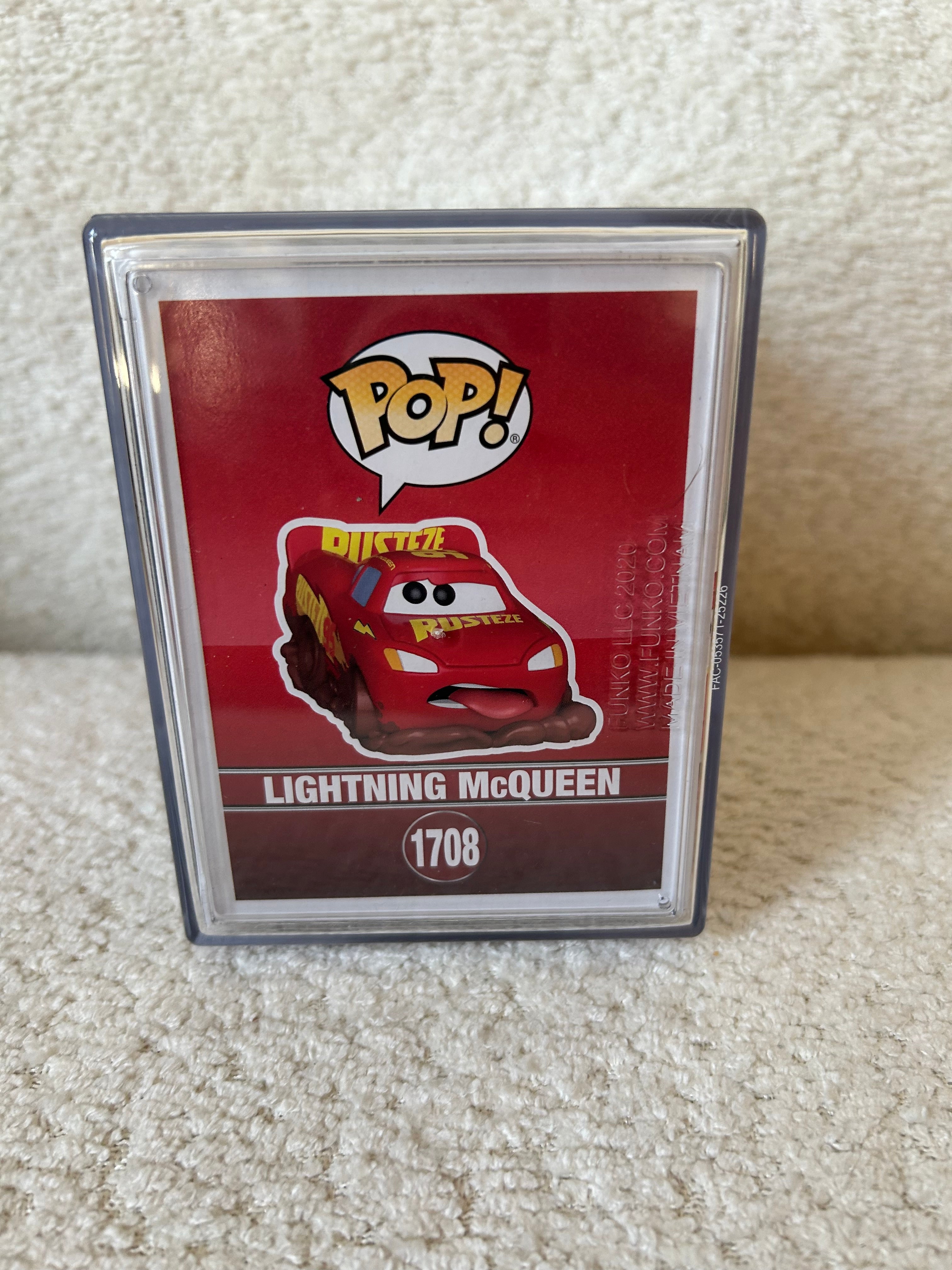 Funko pop flash mcqueen