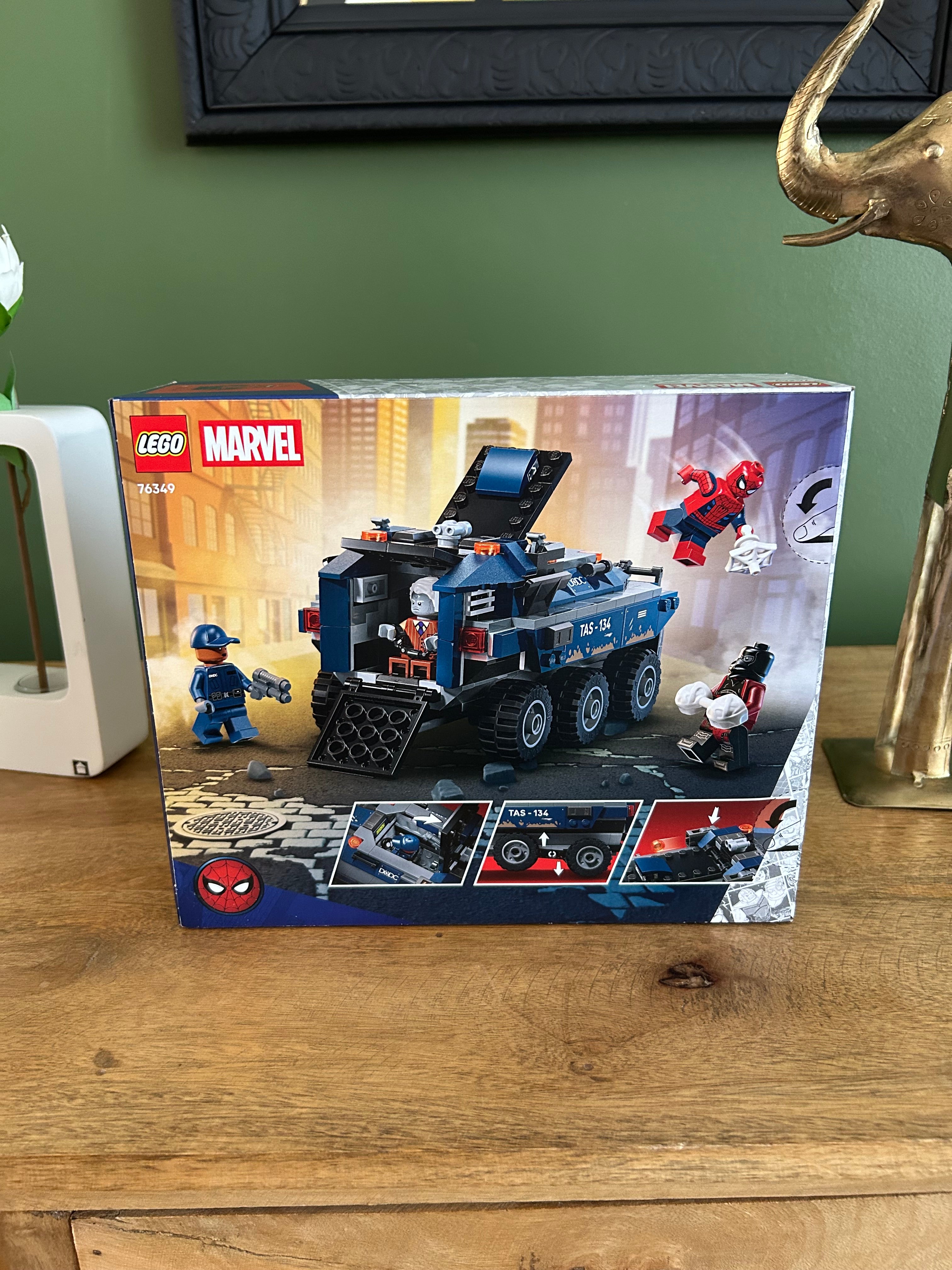 Lego Spiderman brand new Day 76349
